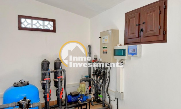 Resale - Villa - San Miguel de Salinas - San Miguel