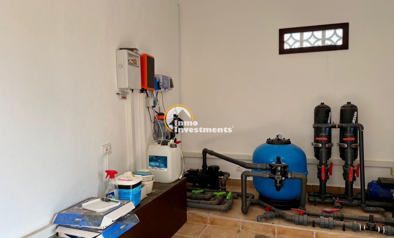 Resale - Villa - San Miguel de Salinas - San Miguel