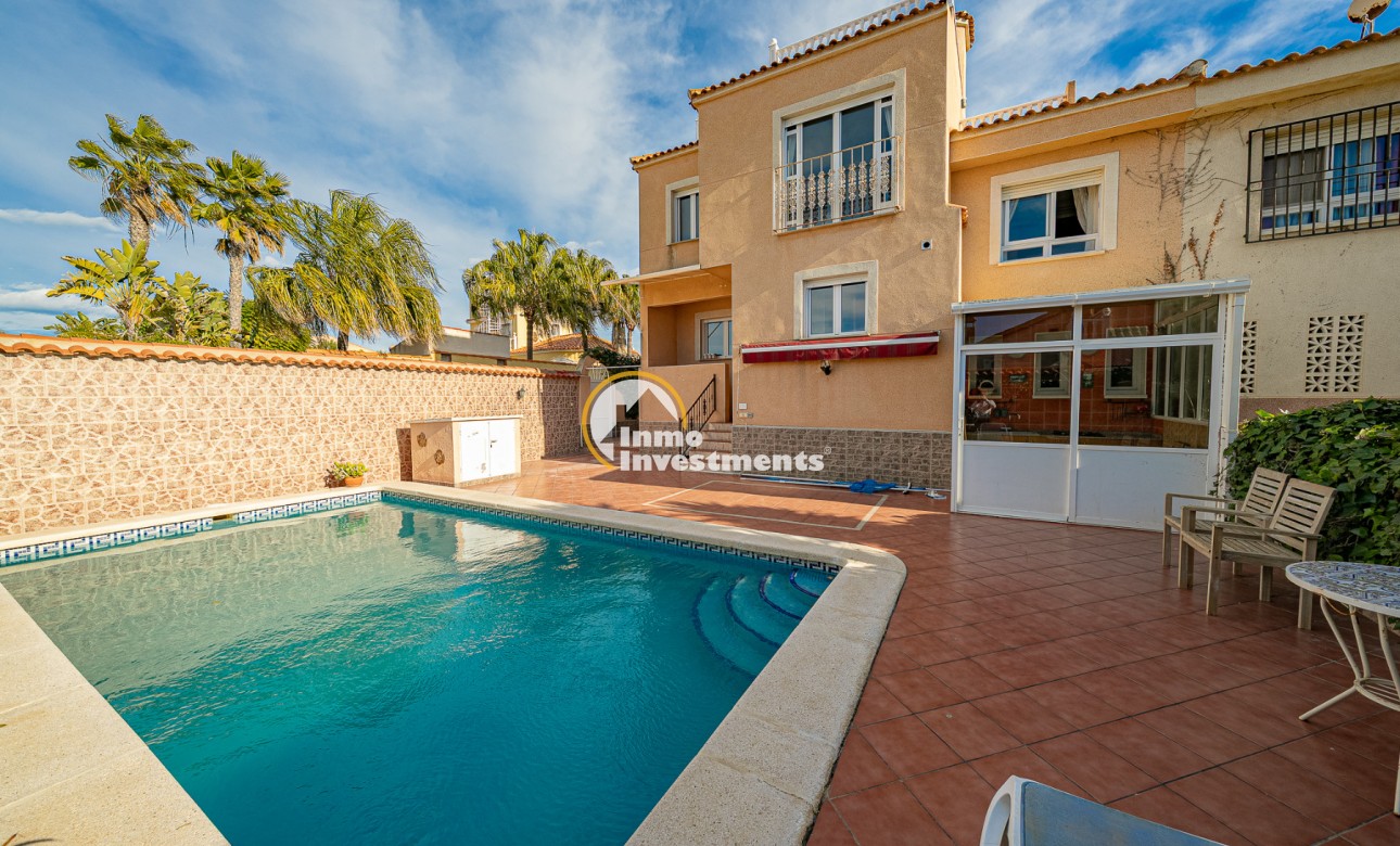 Resale - Semi detached villa - Torrevieja - El Chaparral