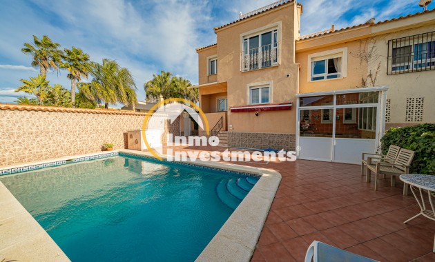 Resale - Semi detached villa - Torrevieja - El Chaparral