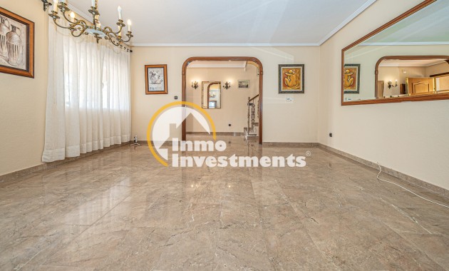 Resale - Semi detached villa - Torrevieja - El Chaparral