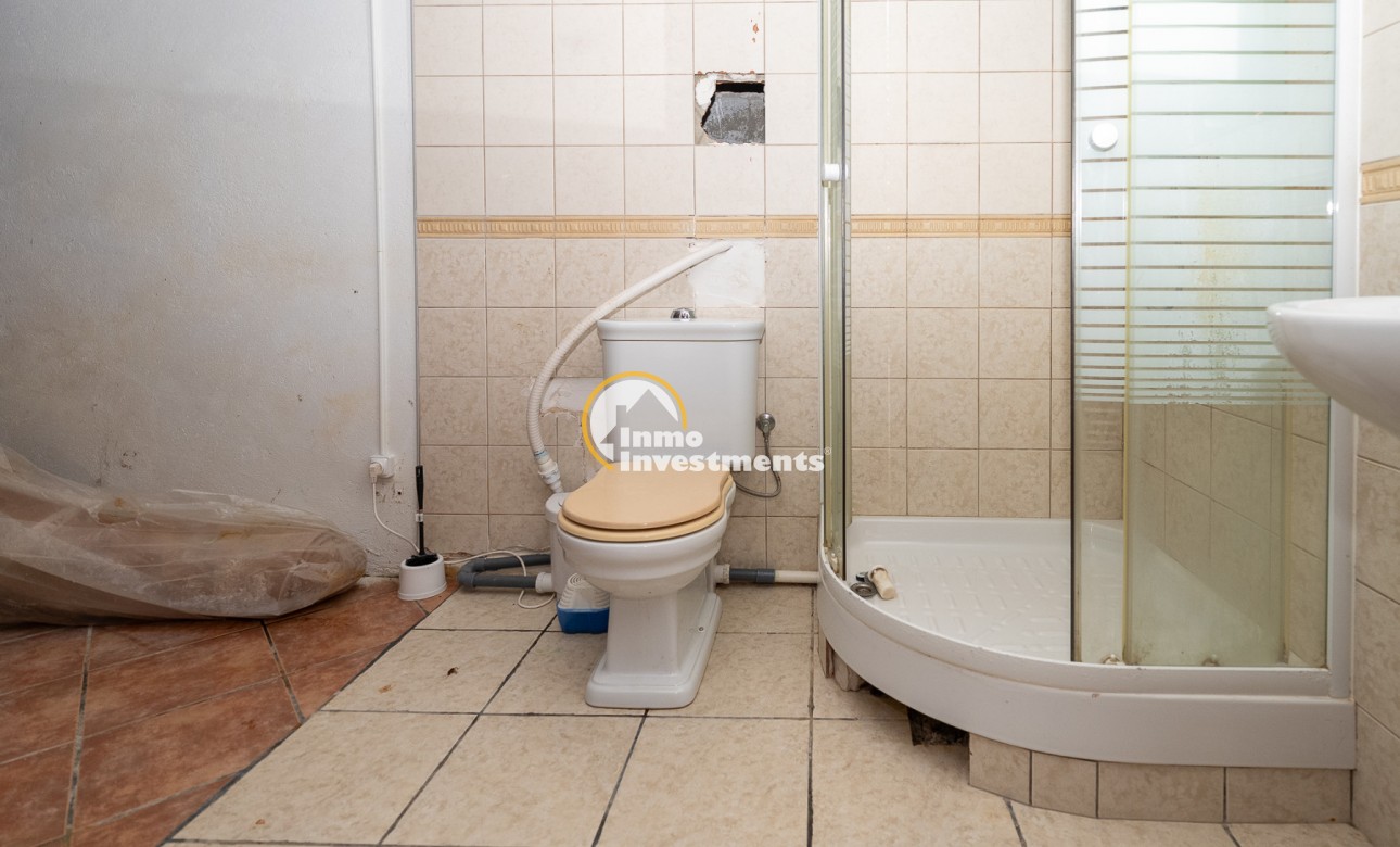 Resale - Semi detached villa - Torrevieja - El Chaparral