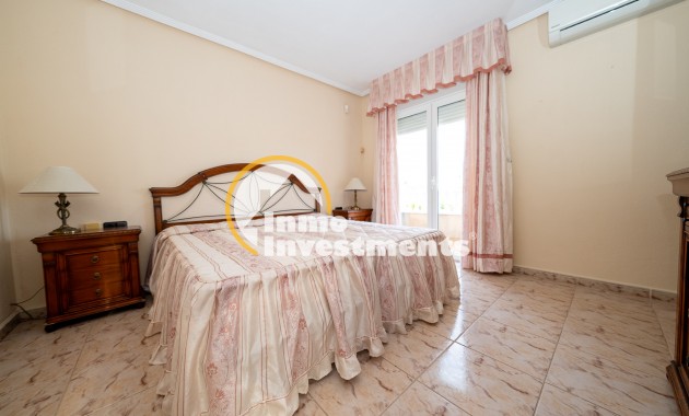 Resale - Semi detached villa - Torrevieja - El Chaparral