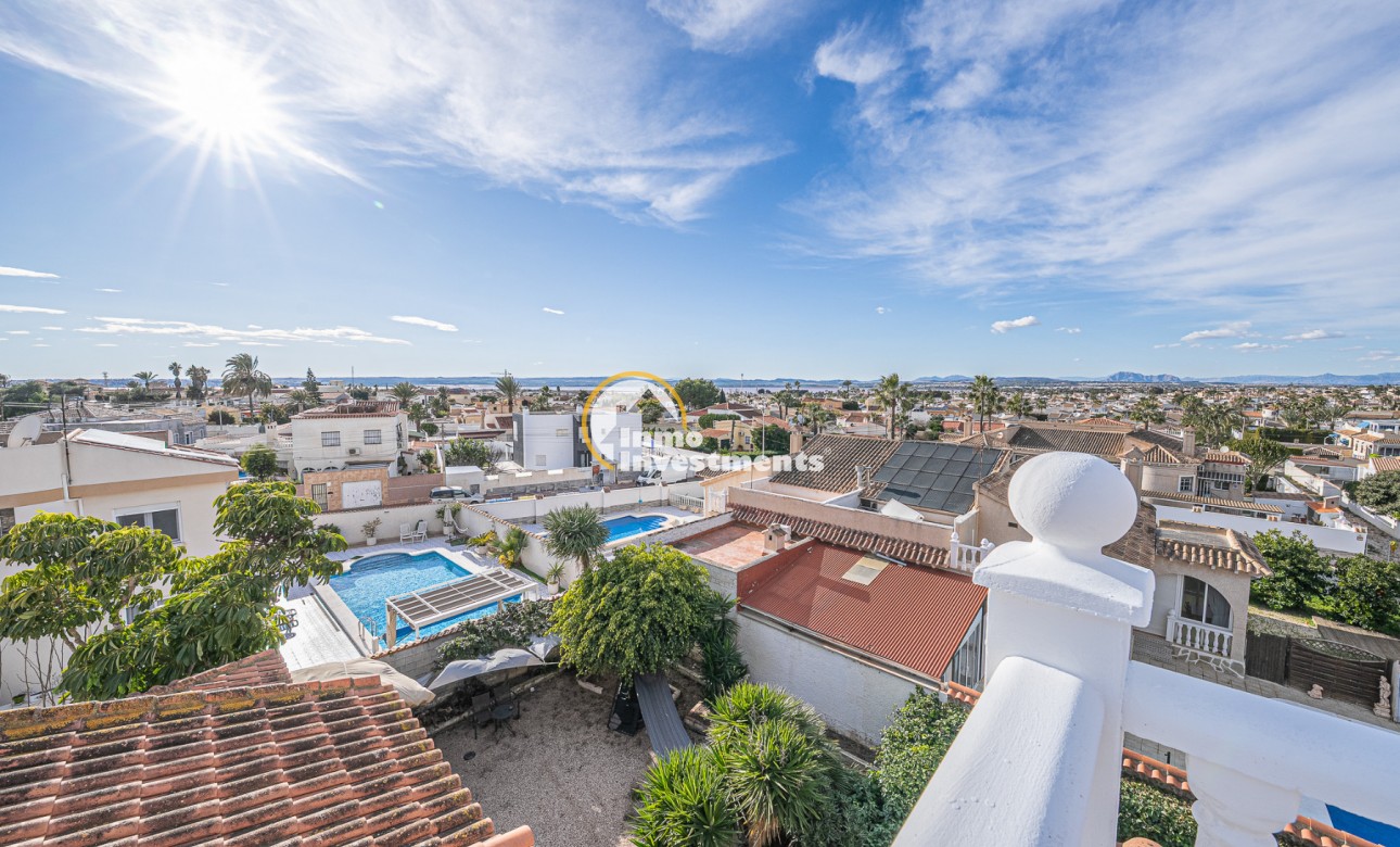 Resale - Semi detached villa - Torrevieja - El Chaparral
