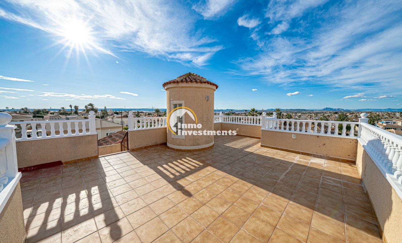 Resale - Semi detached villa - Torrevieja - El Chaparral
