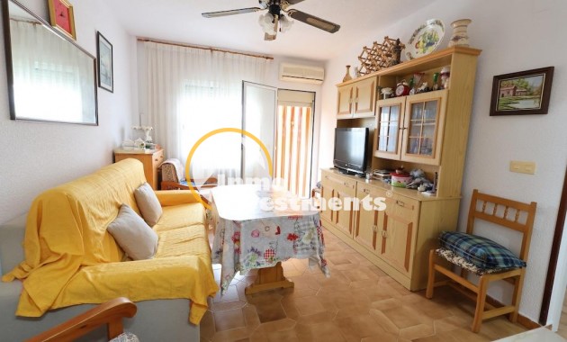 Resale - Apartment - Cabo Roig - La Regia