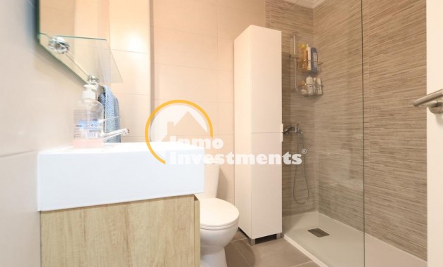 Resale - Apartment - Cabo Roig - La Regia