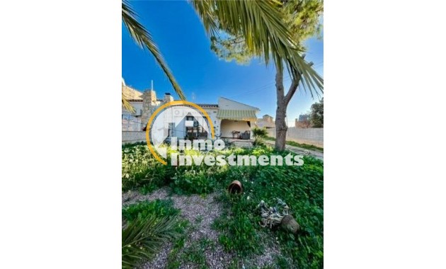 Resale - Villa - Torrevieja - Aguas Nuevas