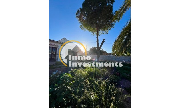 Resale - Villa - Torrevieja - Aguas Nuevas