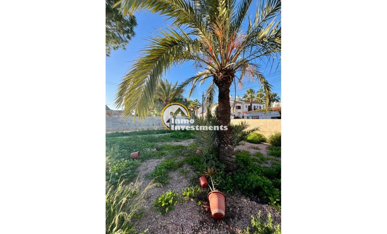 Resale - Villa - Torrevieja - Aguas Nuevas