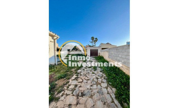 Resale - Villa - Torrevieja - Aguas Nuevas