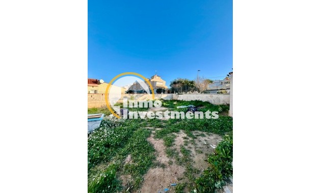 Resale - Villa - Torrevieja - Aguas Nuevas