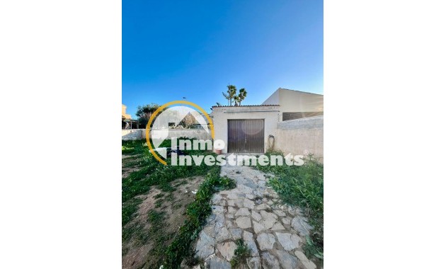 Resale - Villa - Torrevieja - Aguas Nuevas