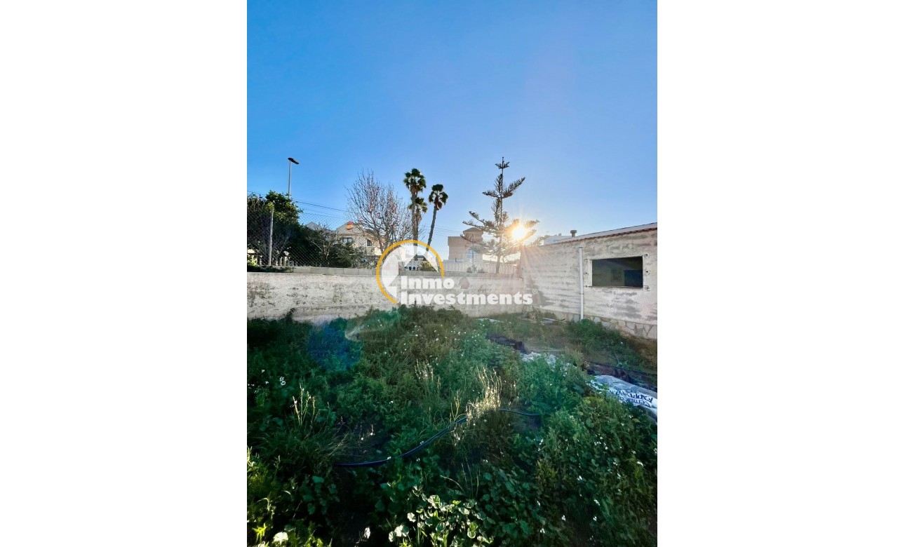 Resale - Villa - Torrevieja - Aguas Nuevas