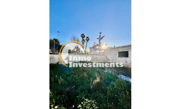 Resale - Villa - Torrevieja - Aguas Nuevas