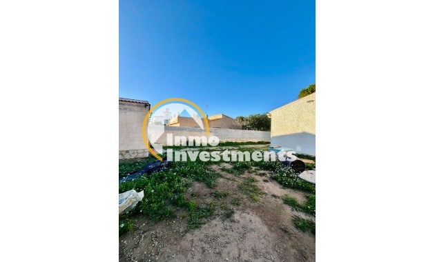 Resale - Villa - Torrevieja - Aguas Nuevas