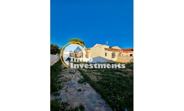 Resale - Villa - Torrevieja - Aguas Nuevas