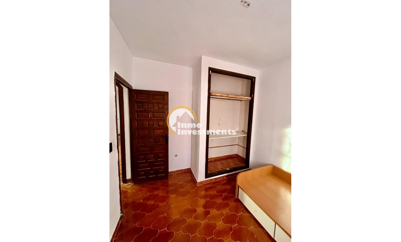 Resale - Villa - Torrevieja - Aguas Nuevas