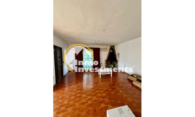 Resale - Villa - Torrevieja - Aguas Nuevas