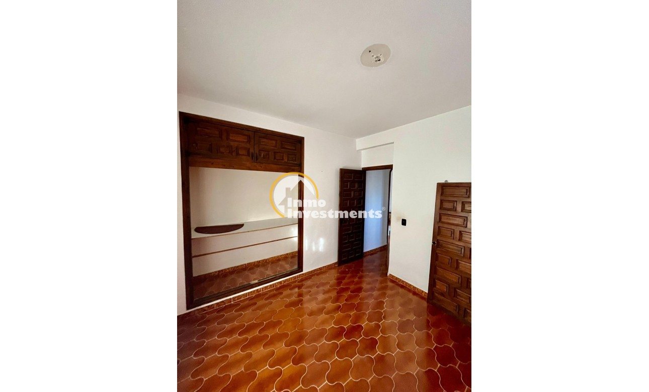 Resale - Villa - Torrevieja - Aguas Nuevas