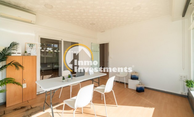 Long term rental - Commercial - Orihuela Costa - La Zenia