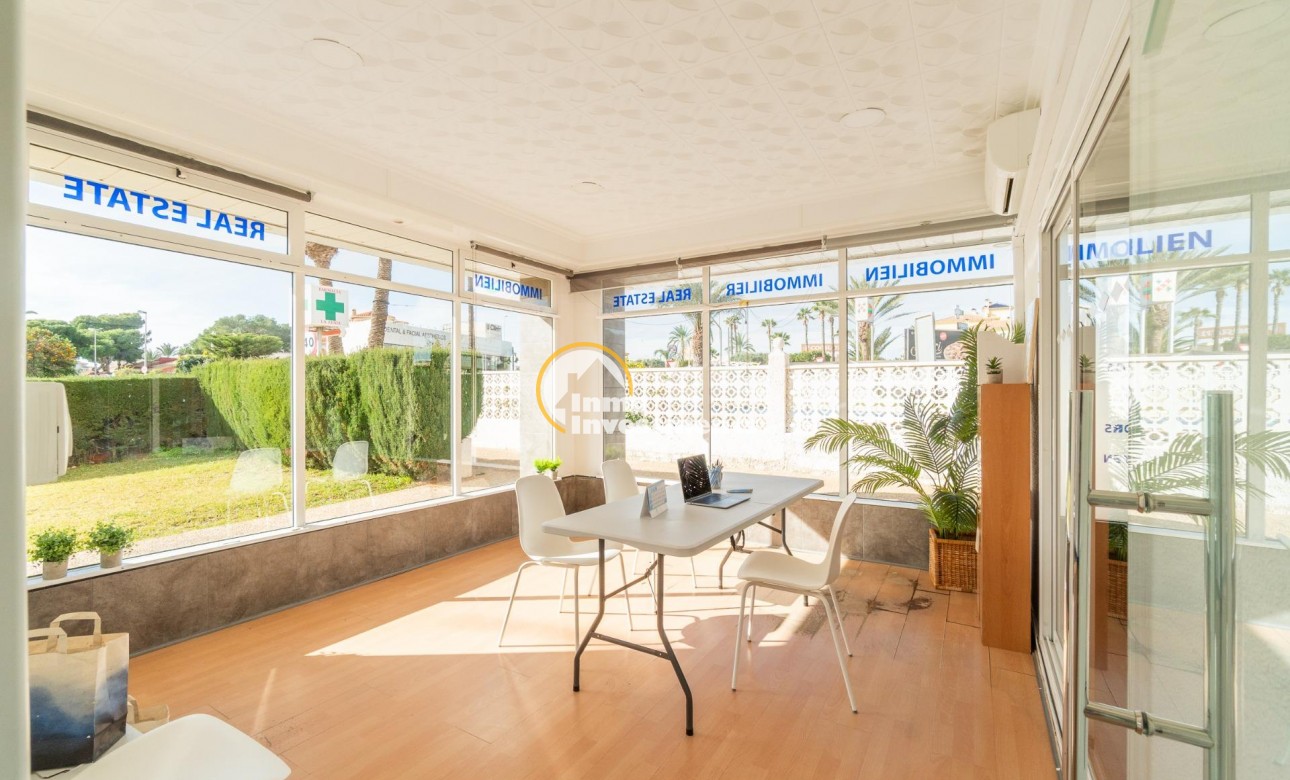 Long term rental - Commercial - Orihuela Costa - La Zenia