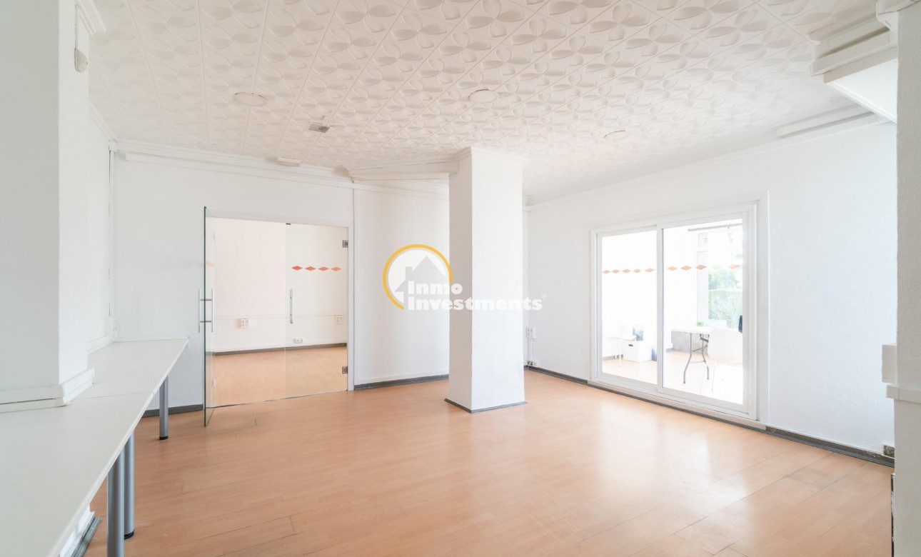 Long term rental - Commercial - Orihuela Costa - La Zenia