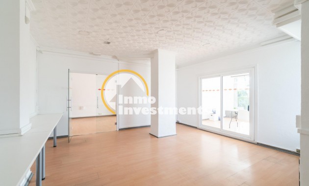 Long term rental - Commercial - Orihuela Costa - La Zenia