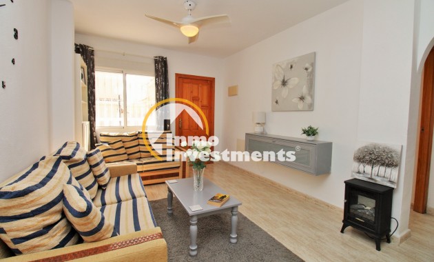 Resale - Apartment - Villamartin