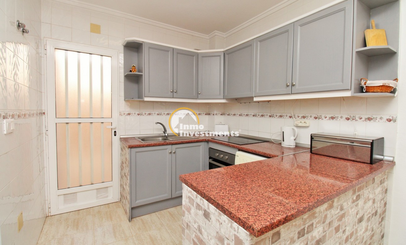 Resale - Apartment - Villamartin
