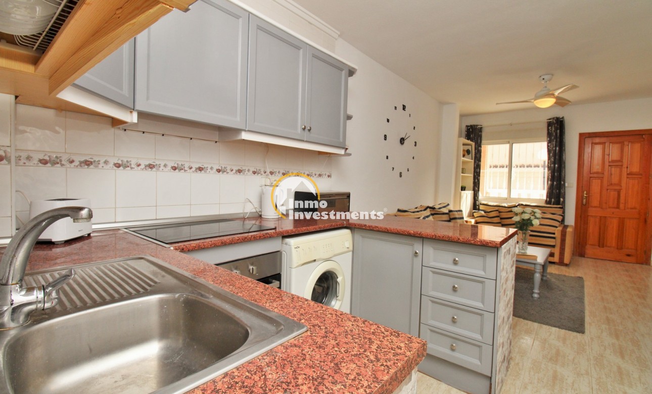 Resale - Apartment - Villamartin