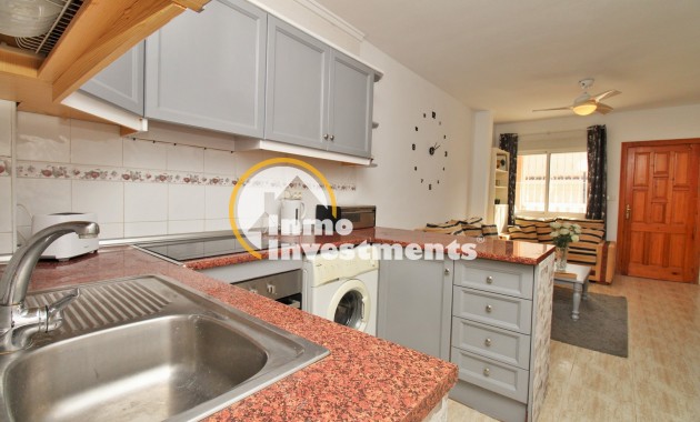 Resale - Apartment - Villamartin