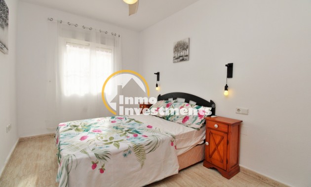 Resale - Apartment - Villamartin