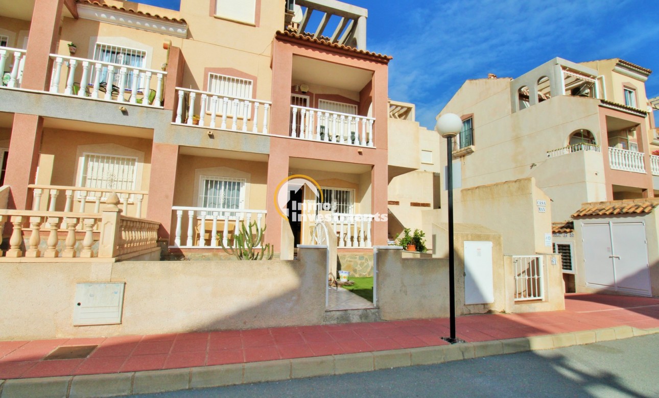 Resale - Apartment - Villamartin