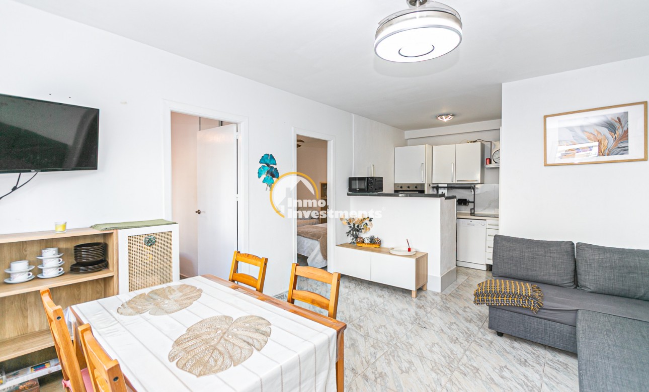 Resale - Bungalow - Torrevieja