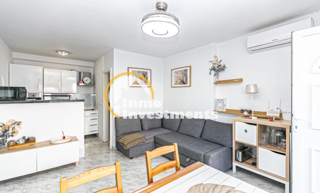 Resale - Bungalow - Torrevieja