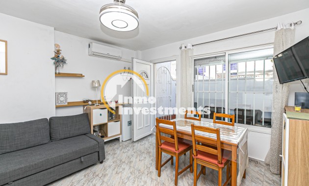 Resale - Bungalow - Torrevieja