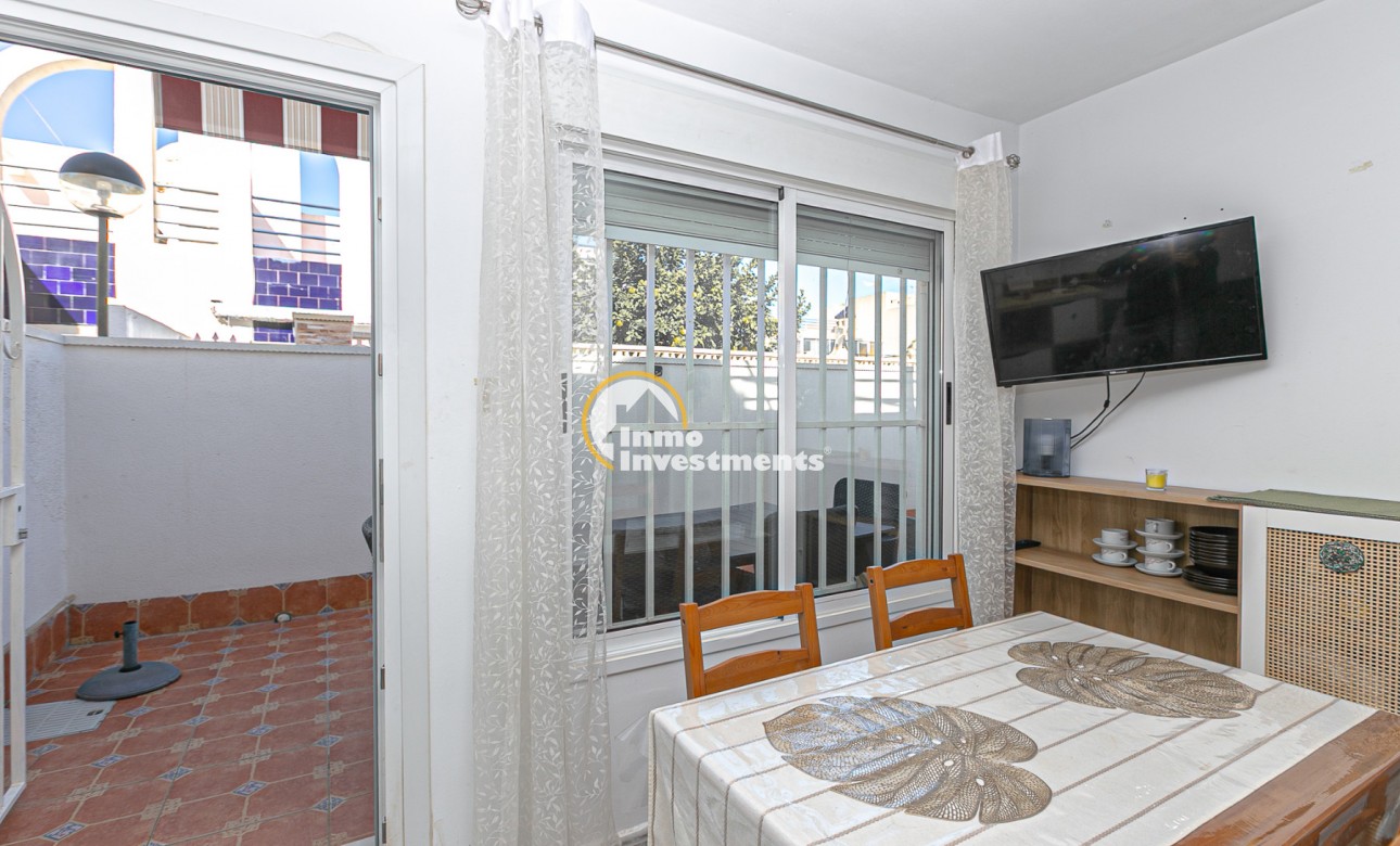 Resale - Bungalow - Torrevieja