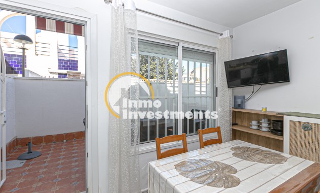 Resale - Bungalow - Torrevieja