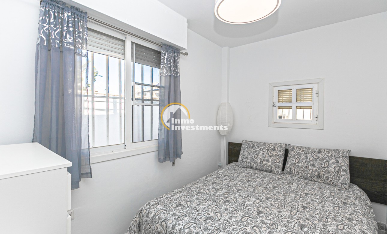 Resale - Bungalow - Torrevieja