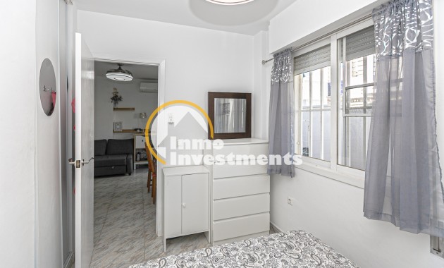 Resale - Bungalow - Torrevieja