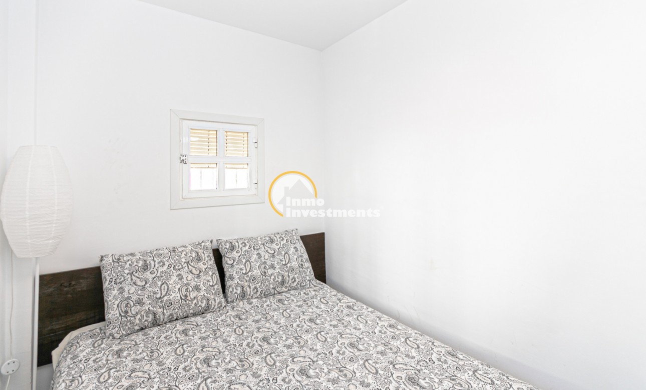 Resale - Bungalow - Torrevieja