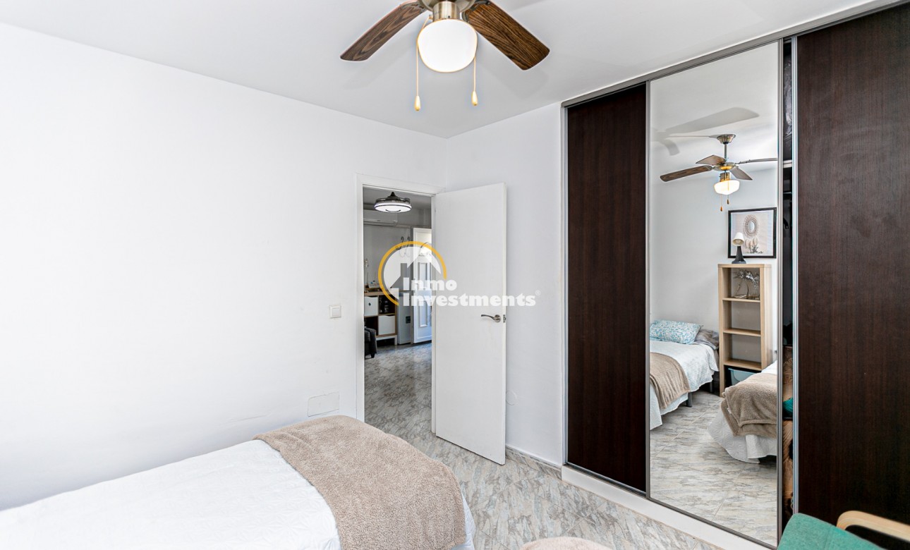 Resale - Bungalow - Torrevieja