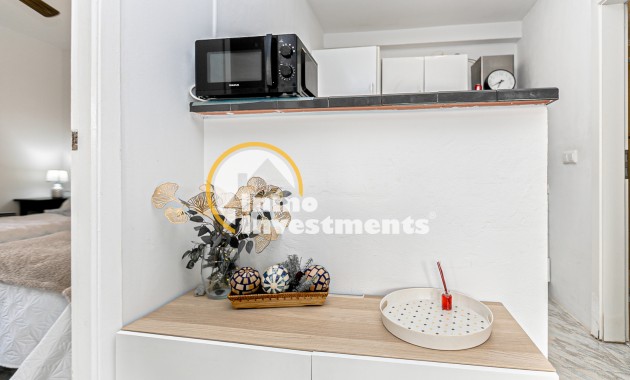 Resale - Bungalow - Torrevieja