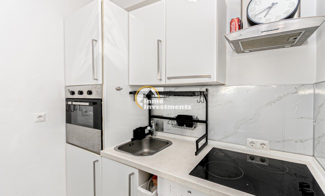 Resale - Bungalow - Torrevieja