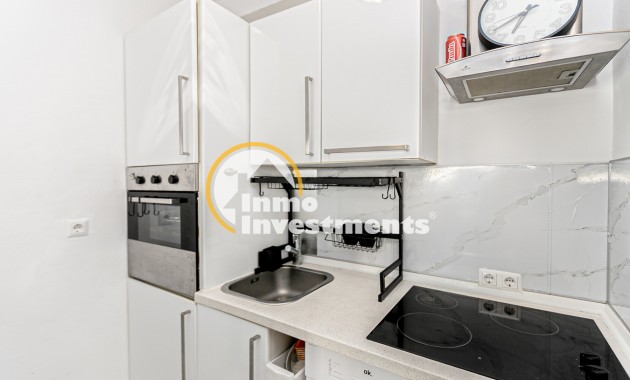 Resale - Bungalow - Torrevieja