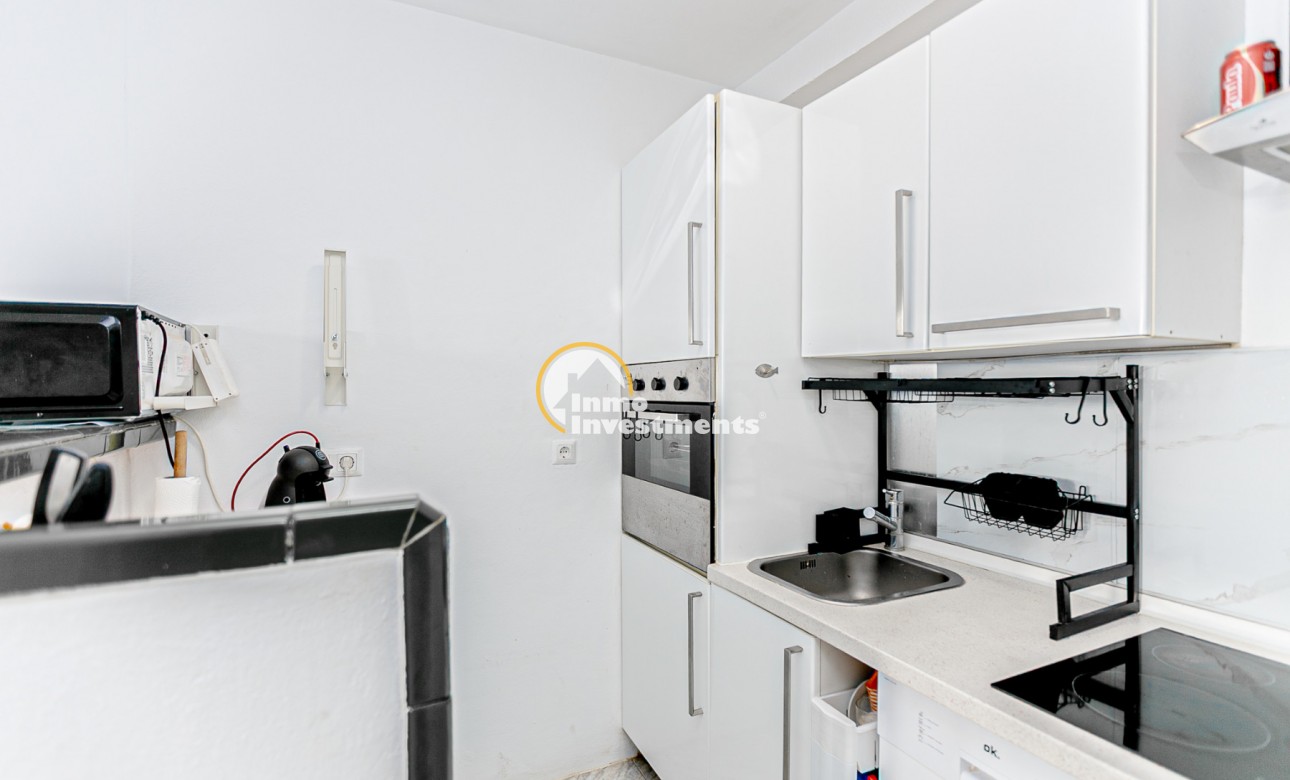 Resale - Bungalow - Torrevieja