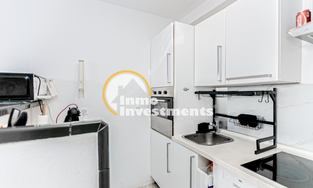 Resale - Bungalow - Torrevieja