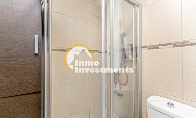 Resale - Bungalow - Torrevieja