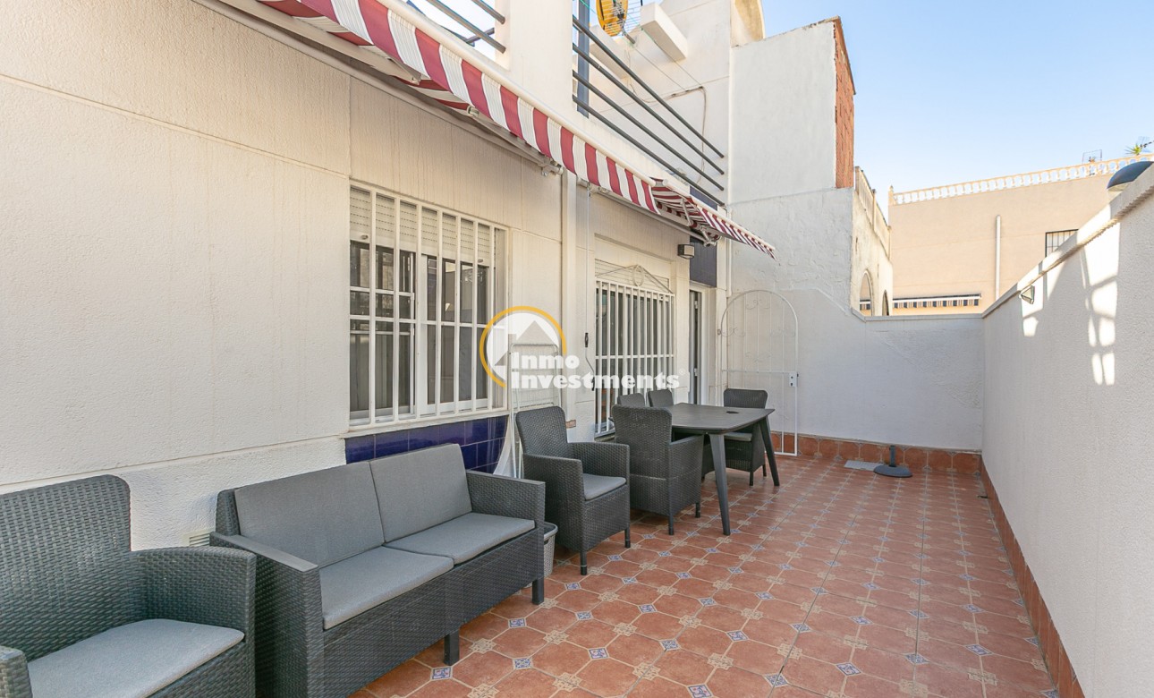 Resale - Bungalow - Torrevieja